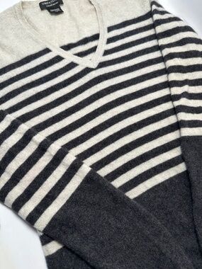 Lord & Taylor 100% Cashmere Sweater | Striped V-Neck | Soft Neutral | Size L